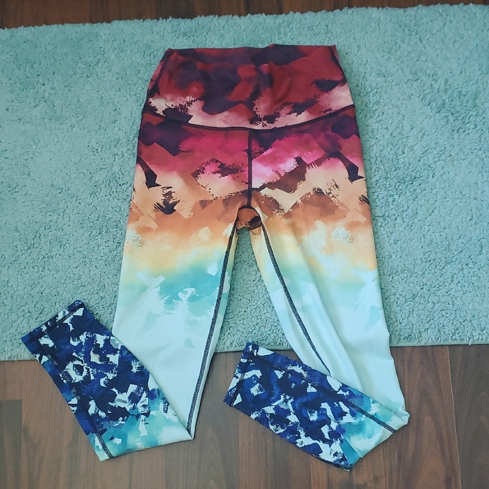 Fabletics Multicolor Abstract Leggings